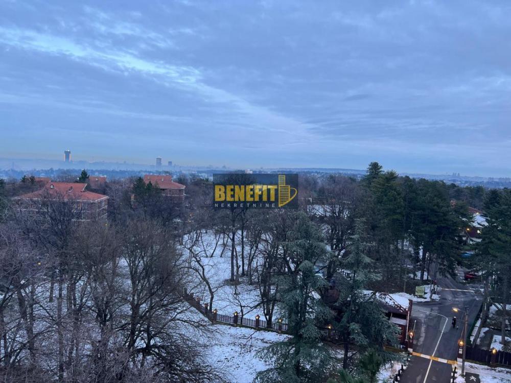 Stan na prodaju u Beogradu, Banovo brdo, trosoban, 96m2, cena 335000 evra