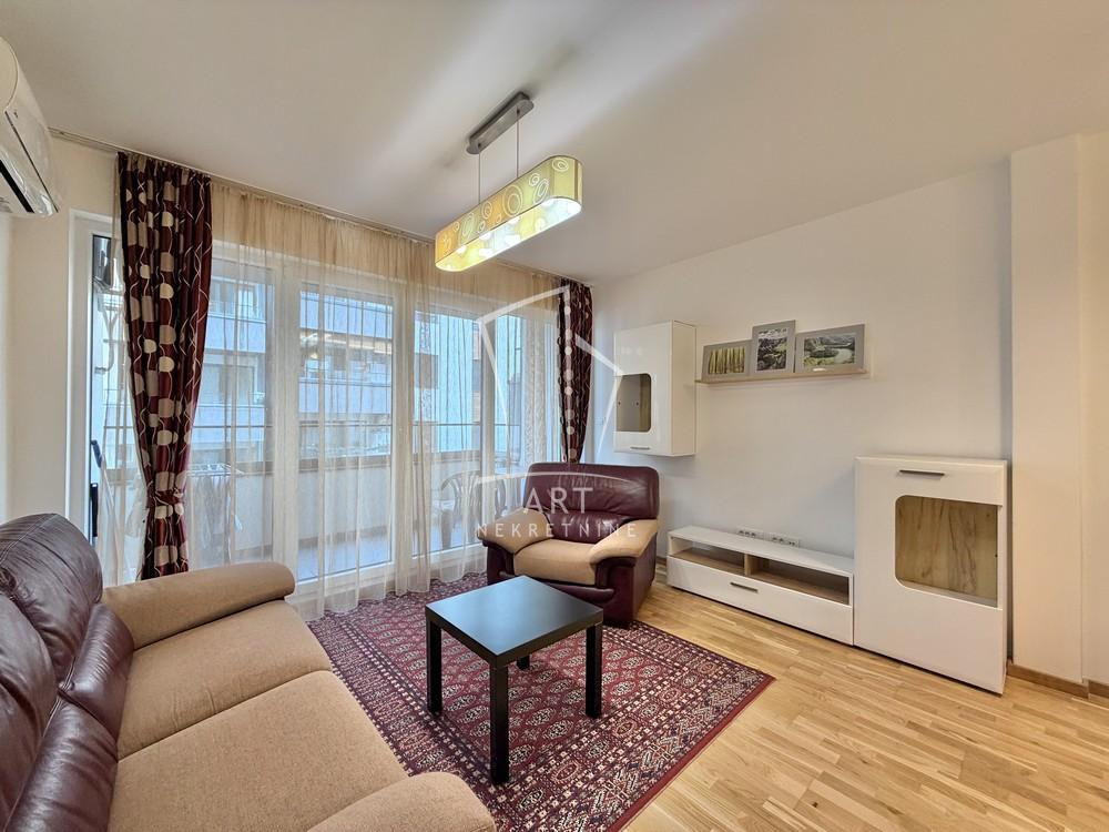 Stan na prodaju u Beogradu, Višnjička banja, jednoiposoban, 45m2, cena 145990 evra