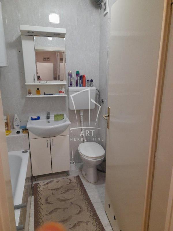 Stan na prodaju u Beogradu, Banovo brdo, jednosoban, 40m2, cena 135000 evra