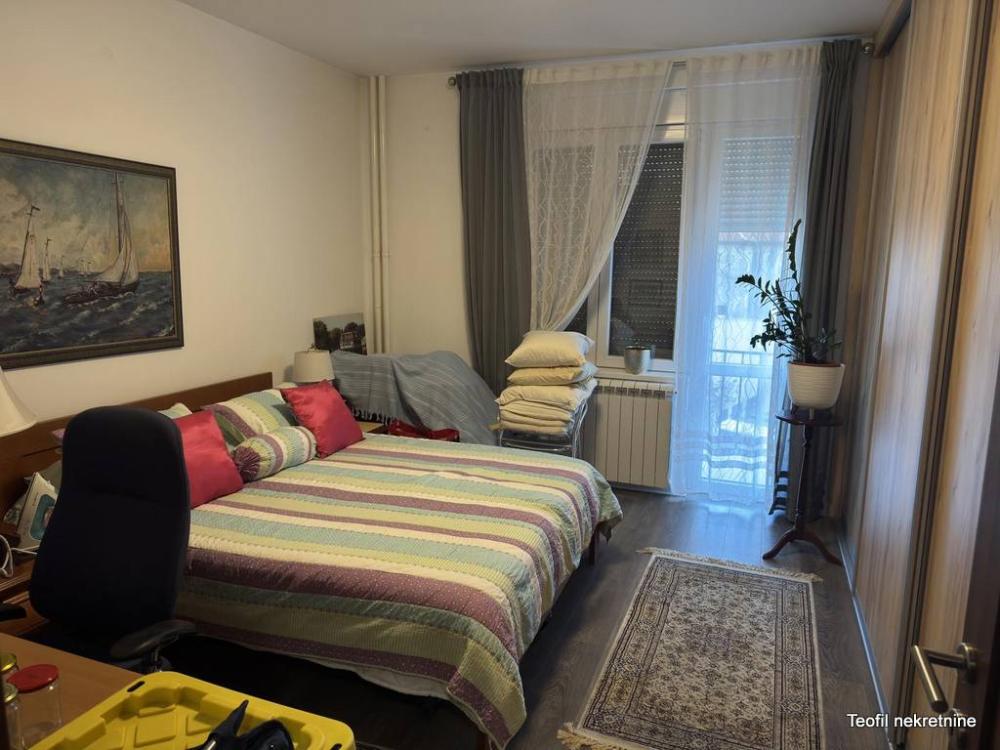 Stan na prodaju u Beogradu, Palilulska pijaca, trosoban, 73m2, cena 319000 evra