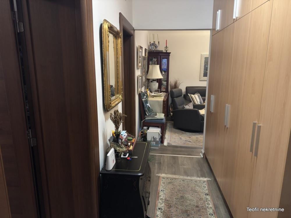 Stan na prodaju u Beogradu, Palilulska pijaca, trosoban, 73m2, cena 319000 evra