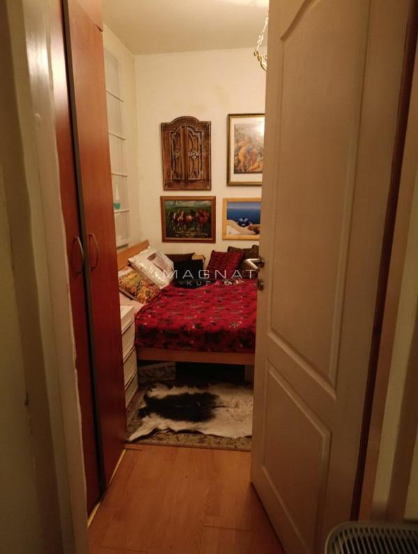 Stan na prodaju u Beogradu, Fontana, jednoiposoban, 36m2, cena 158500 evra