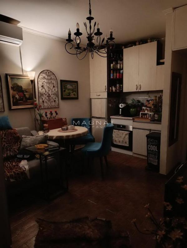 Stan na prodaju u Beogradu, Fontana, jednoiposoban, 36m2, cena 158500 evra