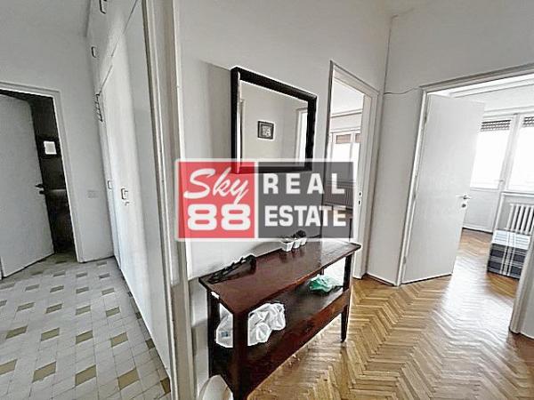 Stan na prodaju u Beogradu, Stari grad, dvoiposoban, 84m2, cena 445000 evra