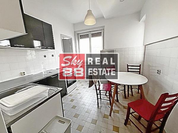 Stan na prodaju u Beogradu, Stari grad, dvoiposoban, 84m2, cena 445000 evra