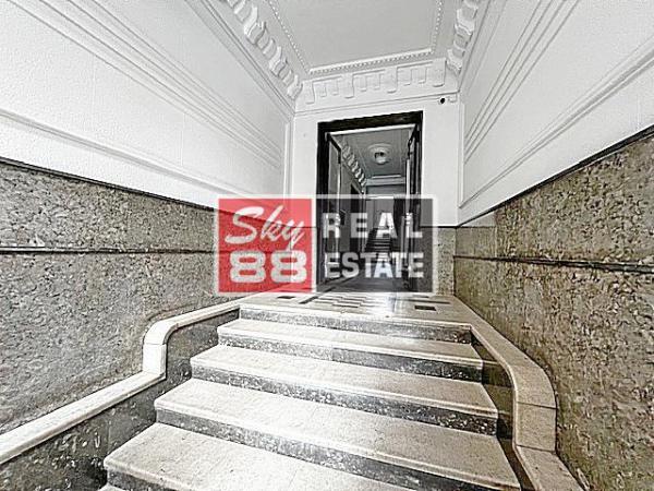 Stan na prodaju u Beogradu, Stari grad, dvoiposoban, 77m2, cena 385000 evra