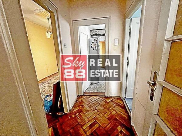 Stan na prodaju u Beogradu, Stari grad, dvoiposoban, 77m2, cena 385000 evra