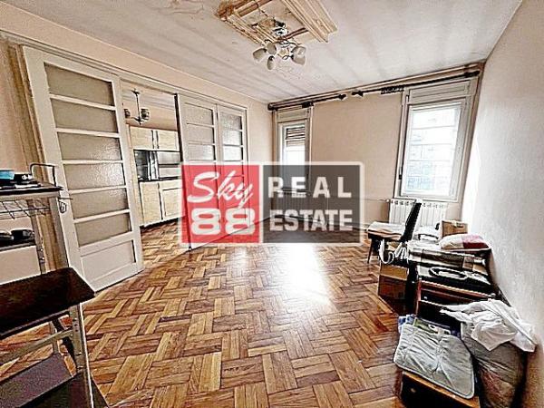 Stan na prodaju u Beogradu, Stari grad, dvoiposoban, 77m2, cena 385000 evra