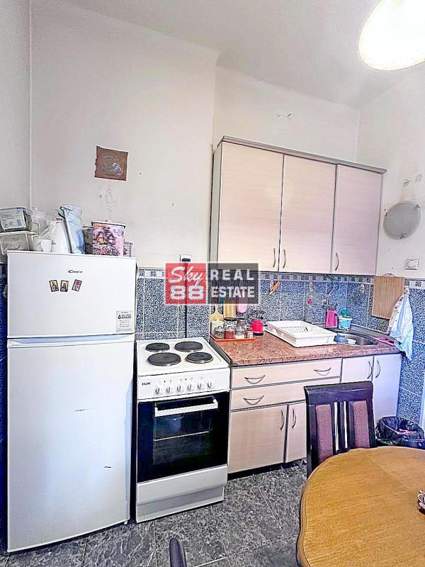 Stan na prodaju u Beogradu, Kalenić pijaca, dvosoban, 46m2, cena 225000 evra