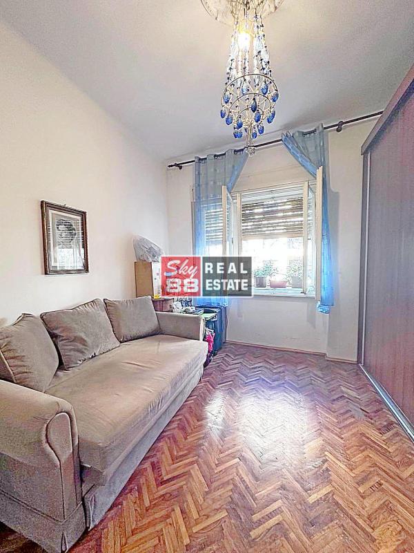 Stan na prodaju u Beogradu, Kalenić pijaca, dvosoban, 46m2, cena 225000 evra