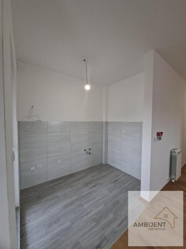 Stan na prodaju u Beogradu, Altina, dvoiposoban, 51m2, cena 95830 evra