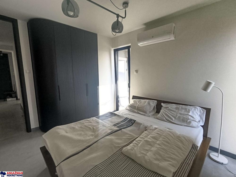 Stan na prodaju u Beogradu, Novi Beograd blok 23, 75m2, cena 320000 evra