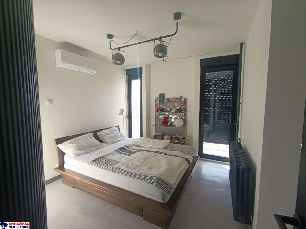 Stan na prodaju u Beogradu, Novi Beograd blok 23, 75m2, cena 320000 evra