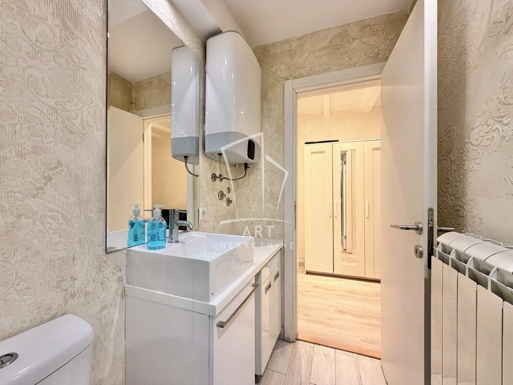 Stan na prodaju u Beogradu, Vračar, 21m2, cena 73000 evra