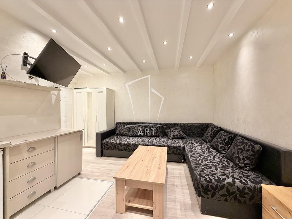 Stan na prodaju u Beogradu, Vračar, 21m2, cena 73000 evra