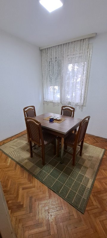 Stan na prodaju u Beogradu, Karaburma, jednoiposoban, 39m2, cena 103300 evra