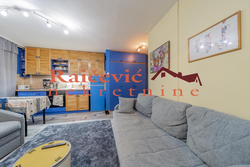 Stan na prodaju u Beogradu, Konjarnik, dvosoban, 38m2, cena 139000 evra