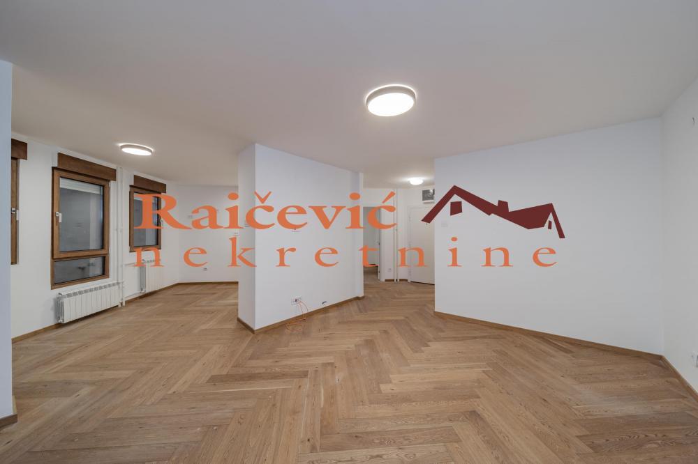 Stan na prodaju u Beogradu, Banovo brdo, dvosoban, 57m2, cena 216000 evra