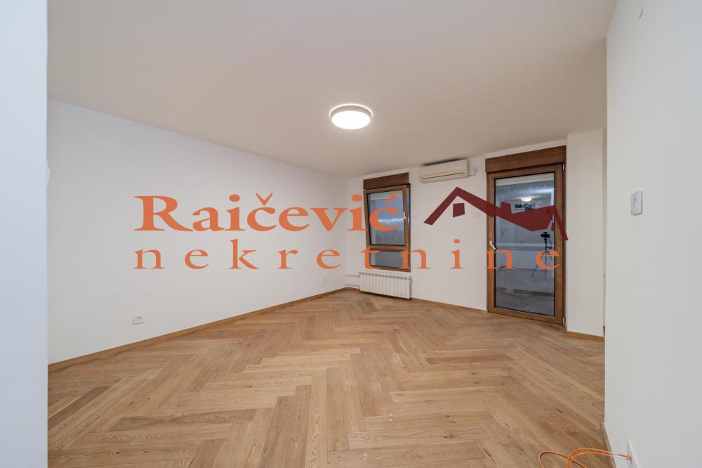 Stan na prodaju u Beogradu, Banovo brdo, dvosoban, 57m2, cena 216000 evra