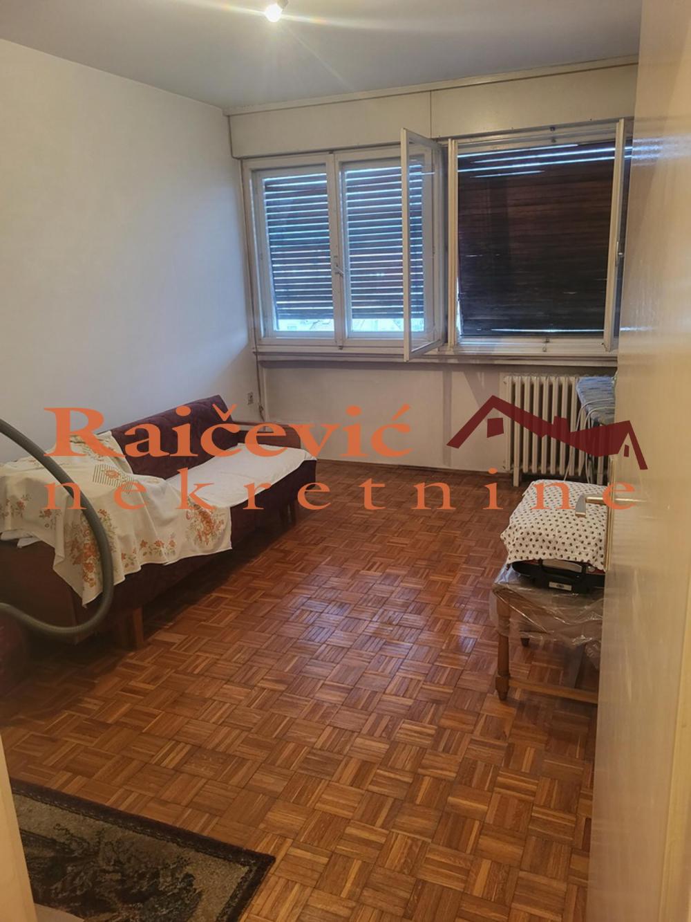 Stan na prodaju u Beogradu, Mirijevo, trosoban, 81m2, cena 190000 evra