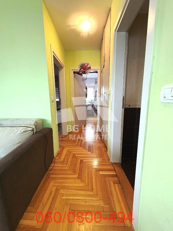 Stan na prodaju u Beogradu, Zvezdara, dvoiposoban, 52m2, cena 165000 evra