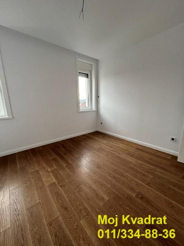 Stan na prodaju u Beogradu, Čubura, trosoban, 71m2, cena 354000 evra