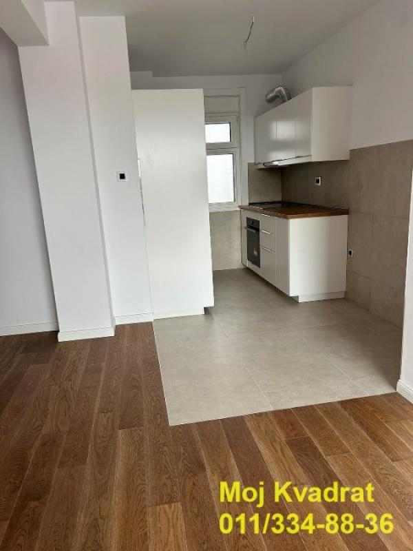 Stan na prodaju u Beogradu, Čubura, trosoban, 71m2, cena 354000 evra