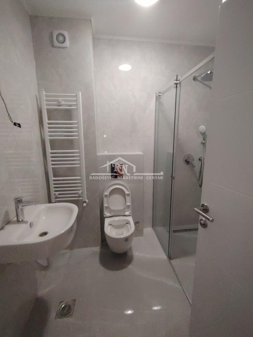 Stan na prodaju u Beogradu, jednoiposoban, 42m2, cena 93000 evra