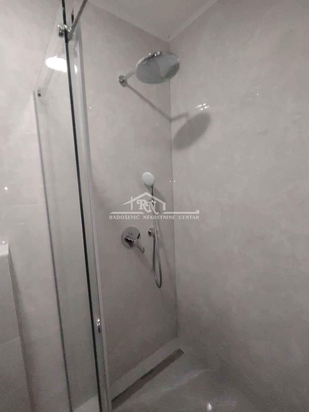 Stan na prodaju u Beogradu, jednoiposoban, 42m2, cena 93000 evra