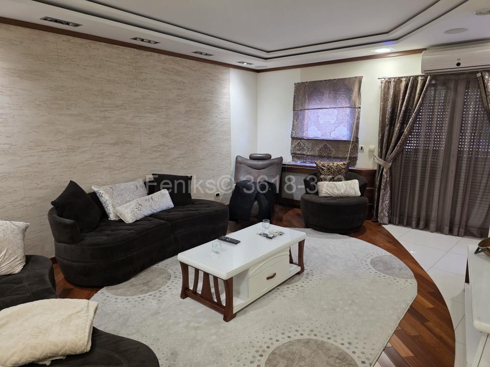 Stan na prodaju u Beogradu, Botanička bašta, dvoiposoban, 84m2, cena 295000 evra