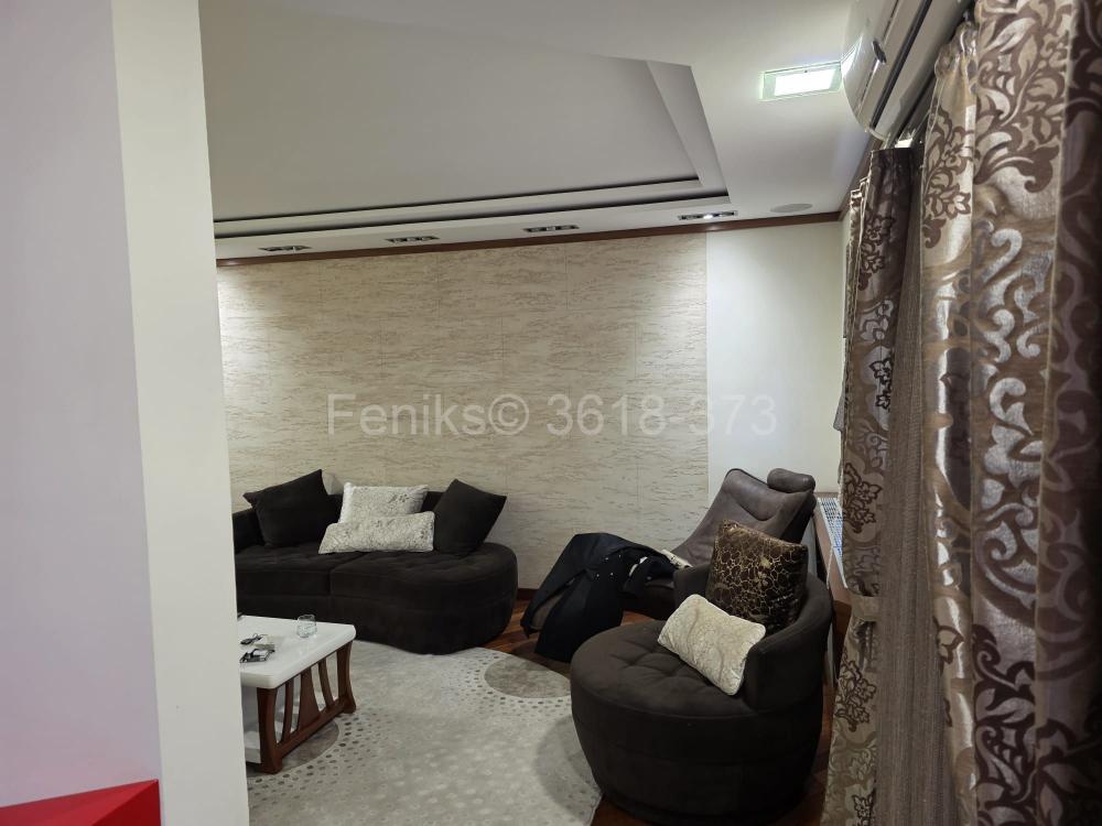 Stan na prodaju u Beogradu, Botanička bašta, dvoiposoban, 84m2, cena 295000 evra