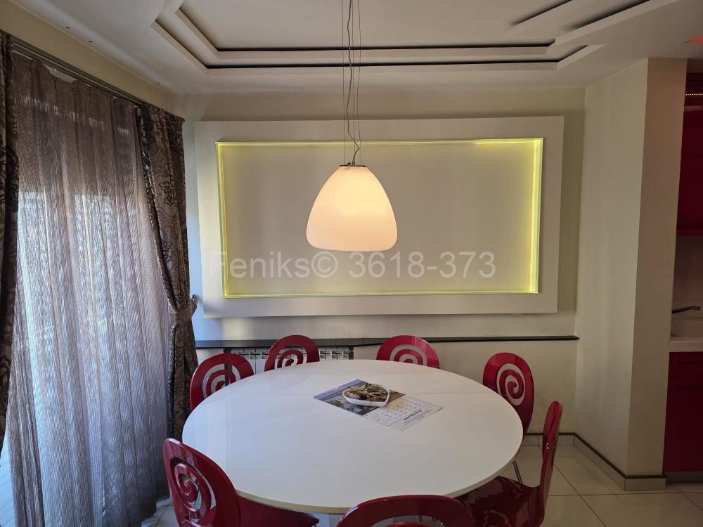 Stan na prodaju u Beogradu, Botanička bašta, dvoiposoban, 84m2, cena 295000 evra