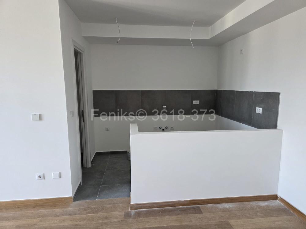 Stan na prodaju u Beogradu, Trošarina, cetvorosoban, 104m2, cena 400000 evra