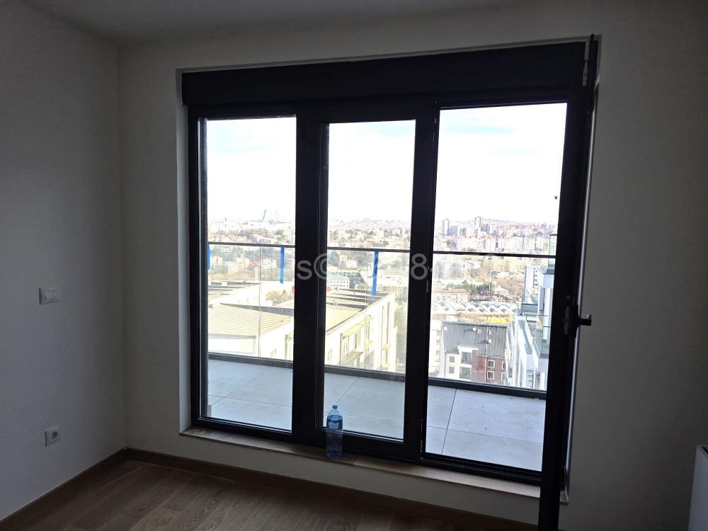 Stan na prodaju u Beogradu, Trošarina, cetvorosoban, 104m2, cena 400000 evra