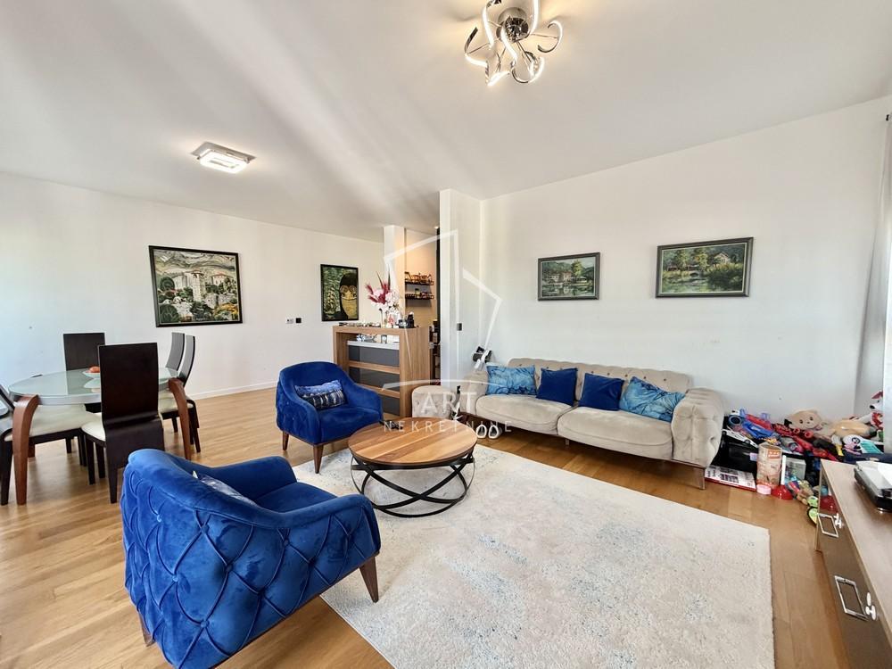 Stan na prodaju u Beogradu, Meandri, cetvorosoban, 100m2, cena 330000 evra