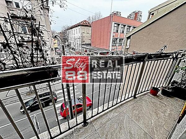 Stan na prodaju u Beogradu, Vračar, trosoban, 90m2, cena 432000 evra