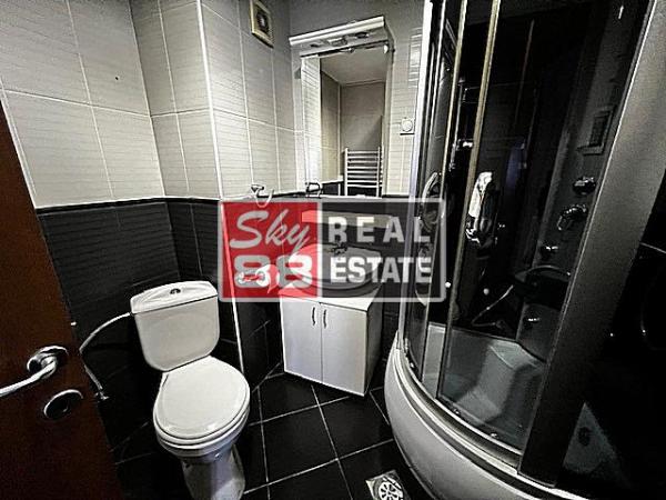 Stan na prodaju u Beogradu, Vračar, trosoban, 90m2, cena 432000 evra