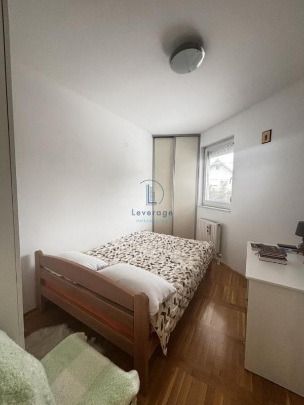 Stan na prodaju u Beogradu, Rakovica, jednoiposoban, 42m2, cena 114 evra