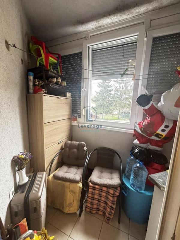 Stan na prodaju u Beogradu, Rakovica, jednoiposoban, 42m2, cena 114 evra