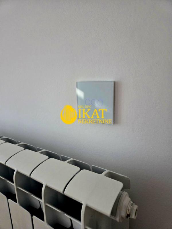 Stan na prodaju u Beogradu, Višnjička banja, trosoban, 67m2, cena 205000 evra