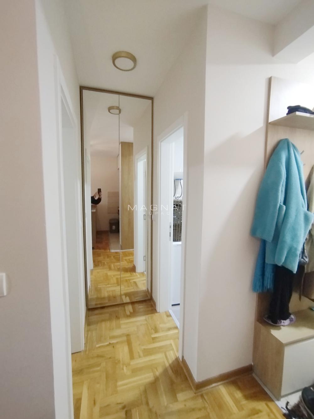 Stan na prodaju u Beogradu, Borča, dvosoban, 36m2, cena 68000 evra