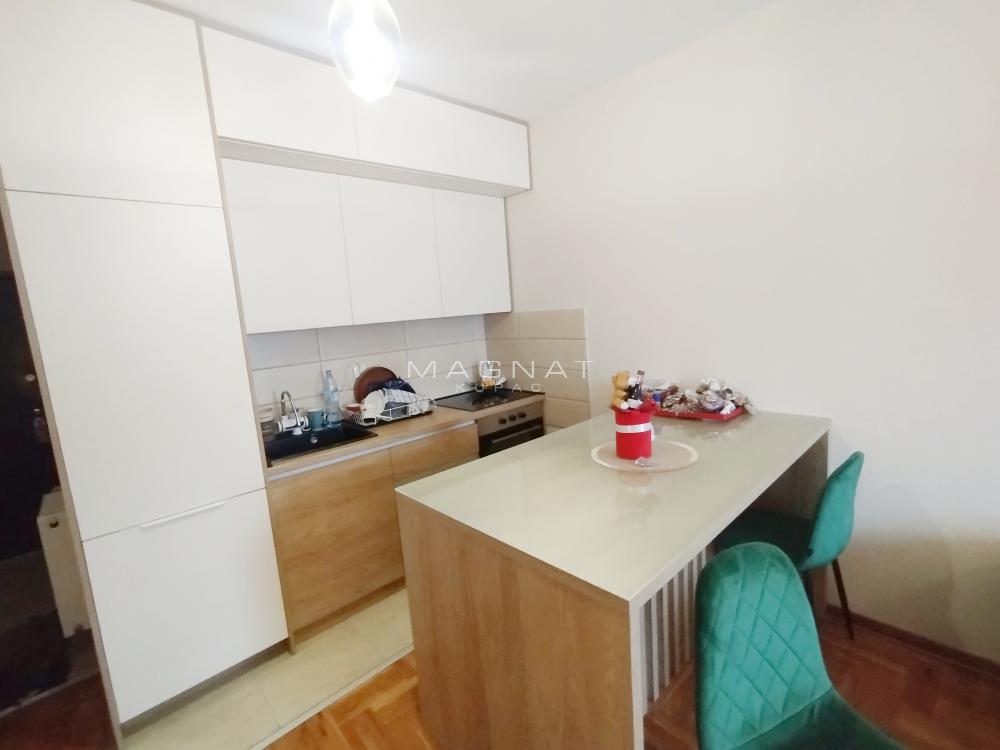 Stan na prodaju u Beogradu, Borča, dvosoban, 36m2, cena 68000 evra