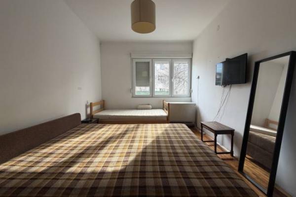 Stan na prodaju u Beogradu, Profesorska kolonija, dvosoban, 47m2, cena 190000 evra