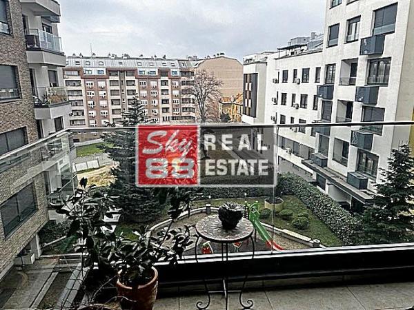 Stan na prodaju u Beogradu, Vračar, trosoban, 64m2, cena 300000 evra