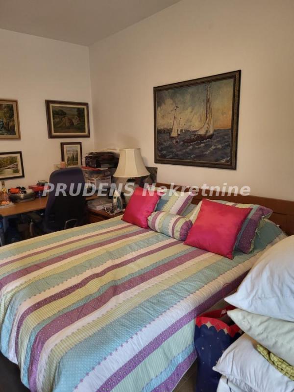 Stan na prodaju u Beogradu, Palilulska pijaca, trosoban, 73m2, cena 319000 evra