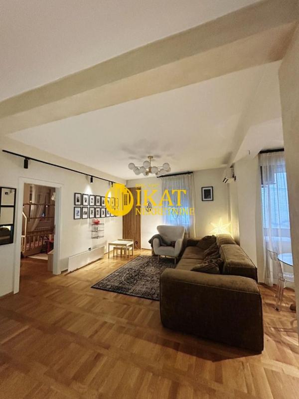 Stan na prodaju u Beogradu, Vračar, trosoban, 74m2, cena 255000 evra