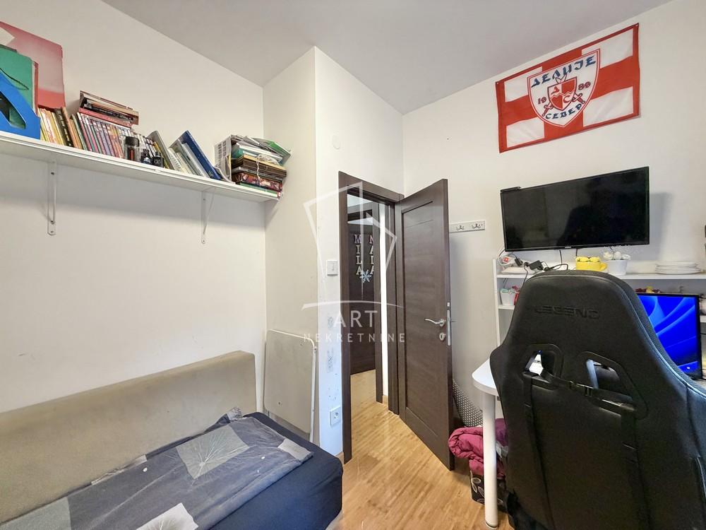 Stan na prodaju u Beogradu, Palilula, cetvorosoban, 76m2, cena 269000 evra