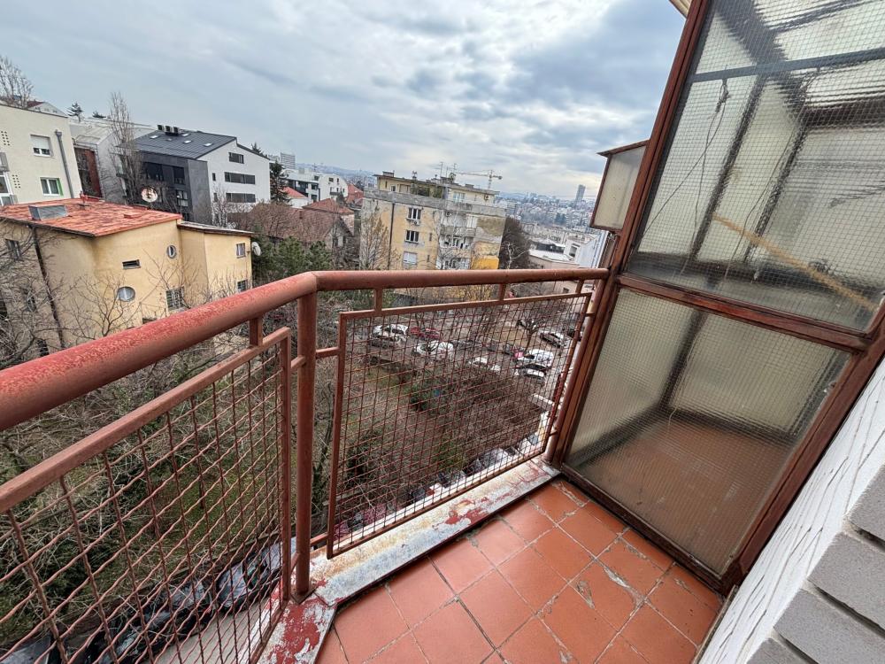 Stan na prodaju u Beogradu, Pašino brdo, troiposoban, 96m2, cena 359000 evra