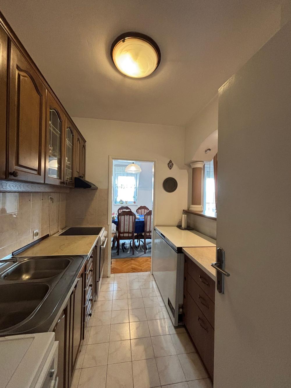 Stan na prodaju u Beogradu, Pašino brdo, troiposoban, 96m2, cena 359000 evra