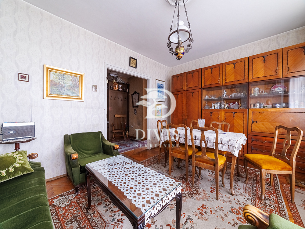 Stan na prodaju u Beogradu, Vračar (Hram), trosoban, 101m2, cena 345000 evra